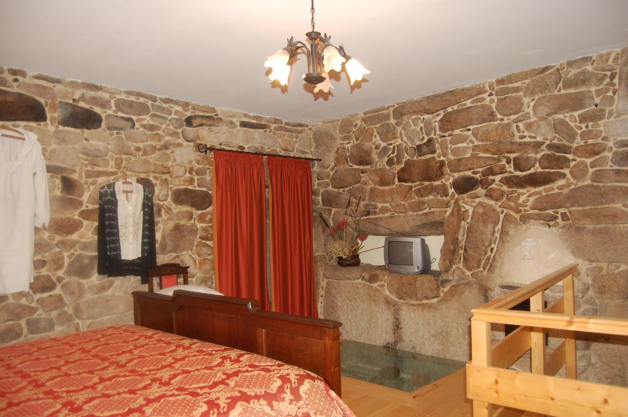 Outros Tempos Turismo De Aldeia Otel Aricera Dış mekan fotoğraf