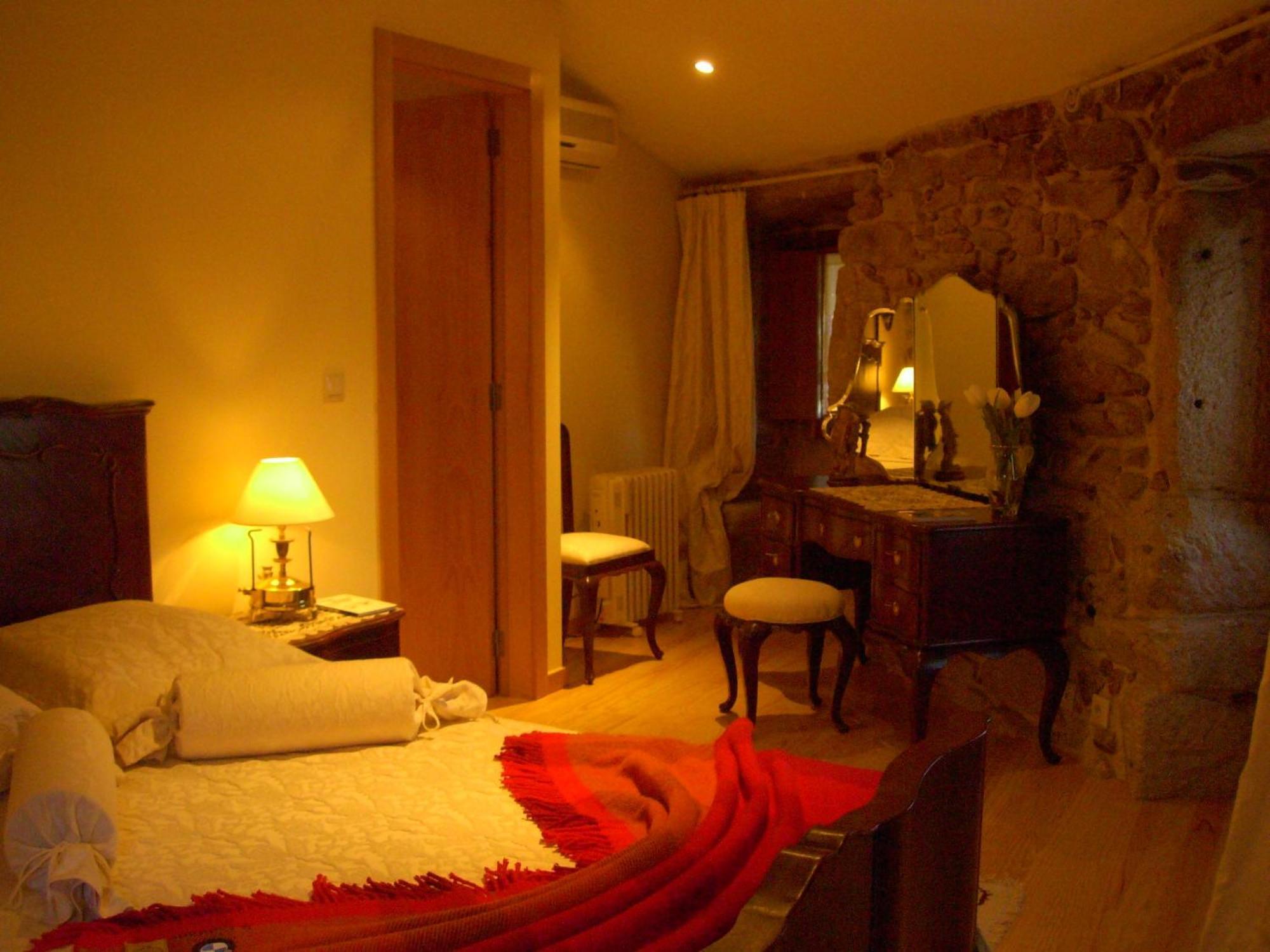 Outros Tempos Turismo De Aldeia Otel Aricera Dış mekan fotoğraf