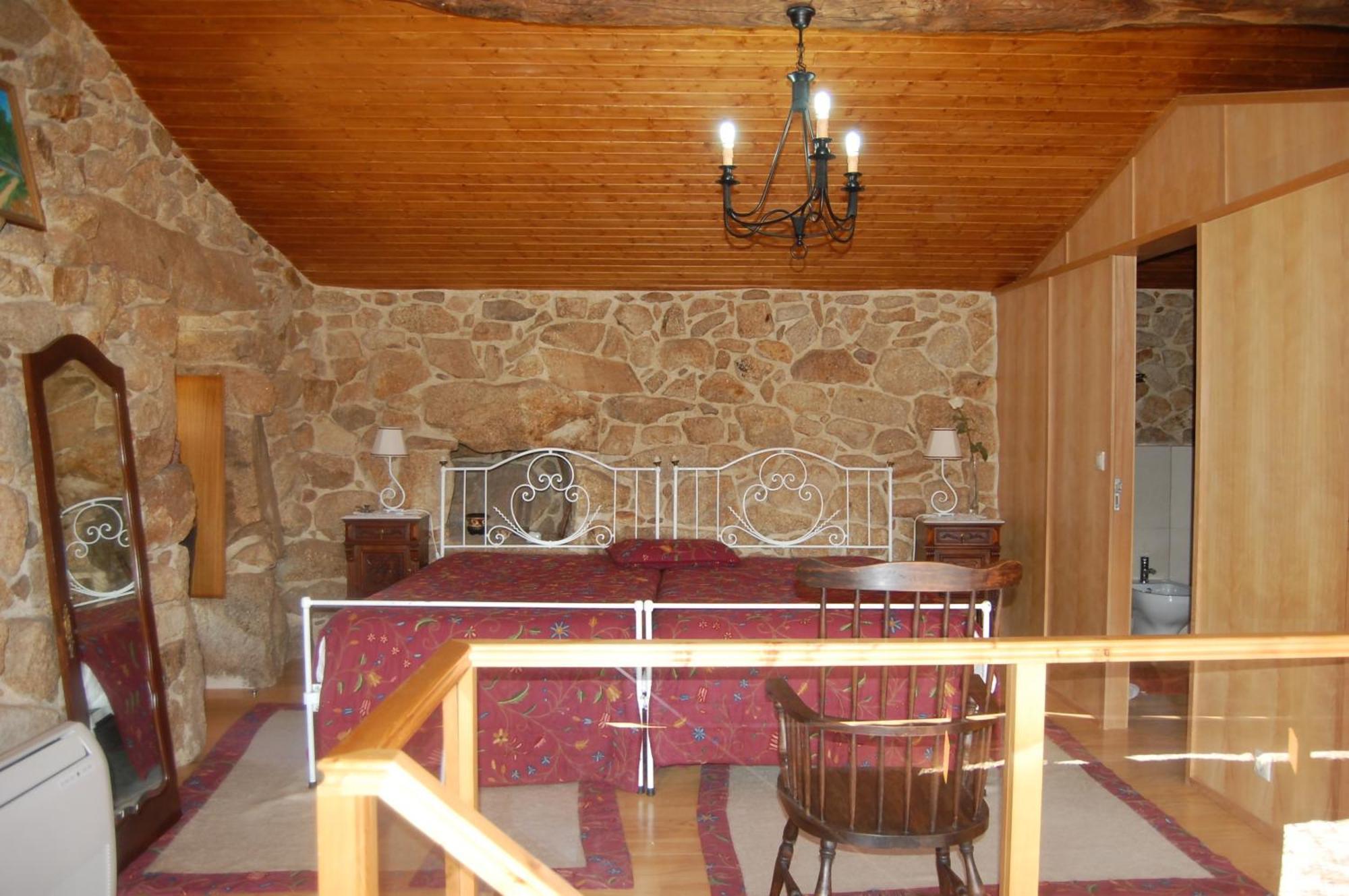 Outros Tempos Turismo De Aldeia Otel Aricera Dış mekan fotoğraf