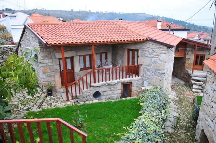 Outros Tempos Turismo De Aldeia Otel Aricera Dış mekan fotoğraf
